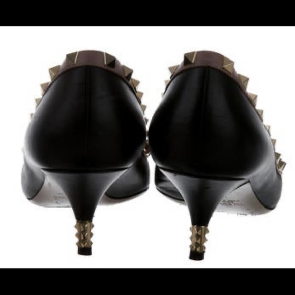 Valentino Rockstud Pumps - Picture 3 of 9